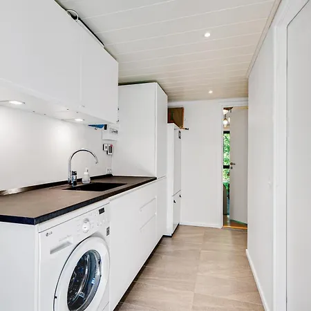Feriehus Stunning In Ebeltoft With 3 Bedrooms, Sauna And Internet Knebel